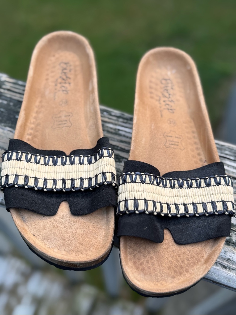 BIOSTEP MADE IN SPAIN SUEDE SANDALS SIZE 8.5
